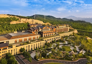 secan hotel qingdao curio collection by hilton