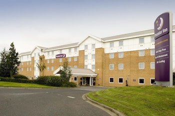 premier inn leeds city elland road