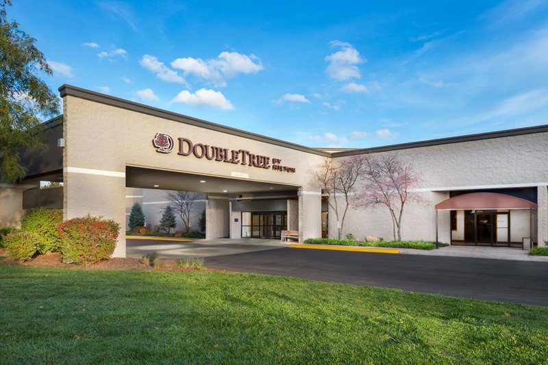 Doubletree By Hilton Hotel Lawrence