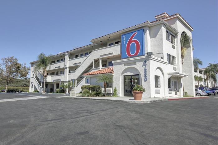 Motel 6 Bellflower, Ca - Los Angeles,Long Beach>>Bellflower,2 star