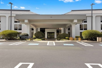 hampton inn milford