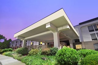 Hampton Inn Milford,New Haven>>Milford,2.5 star
