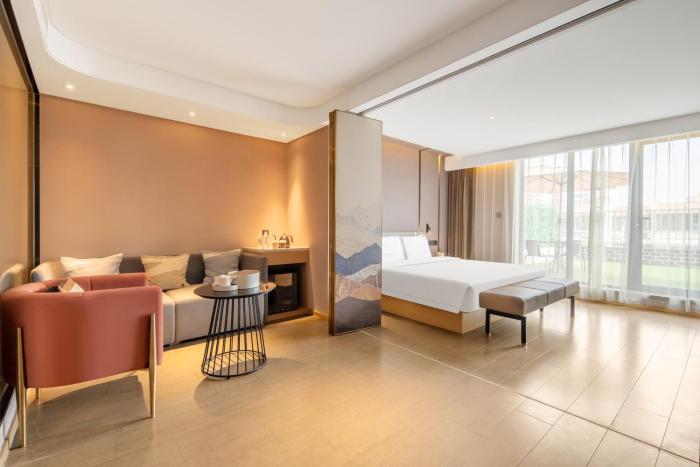 atour hotel beijing lize finance business unit