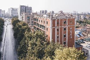 atour x hotel nantong haohe scenic spot tv tower