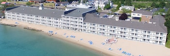 Hamilton Inn Select Beachfront