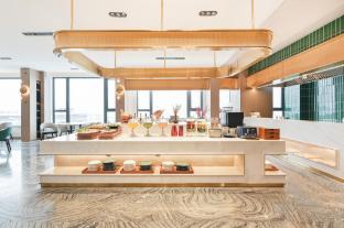 atour hotel hepinglianduniversity of international business beijing