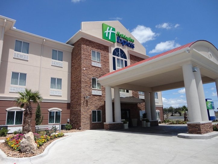 Holiday Inn Express Kenedy By Ihg,Karnes City>>Beeville,3 star