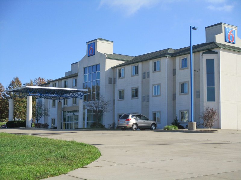Motel 6 Kingdom City, Mo,Boone County>>Auxvasse,2 star