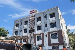 Super Collection O Eon Inn Near Pune Airport,,3 star