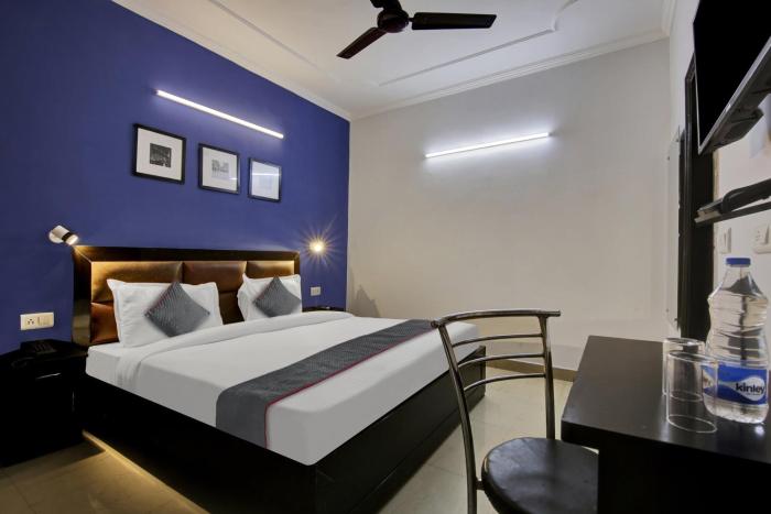 Townhouse Saket Residency Near Saket Metro,,4 star