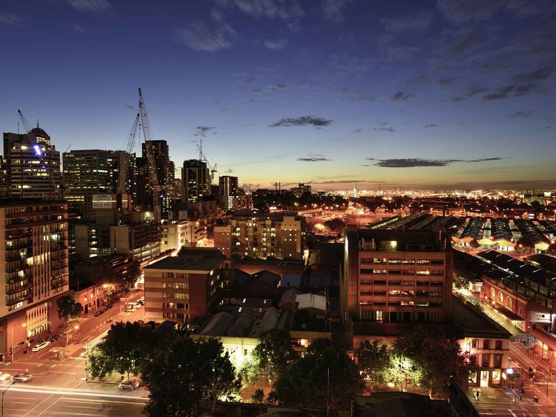 mercure melbourne therry street