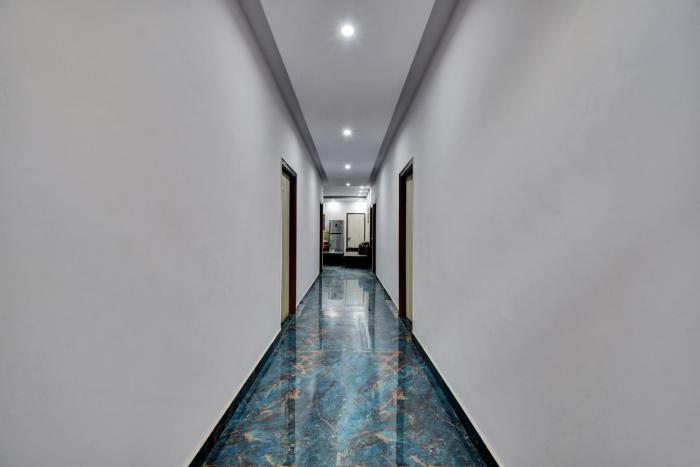 Hotel O Royal Paradise