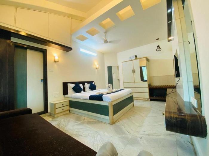 Calangute Beach Way,,3 star