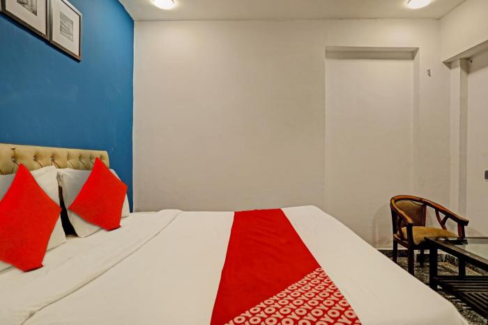 Hotel O Wamson,,4 star
