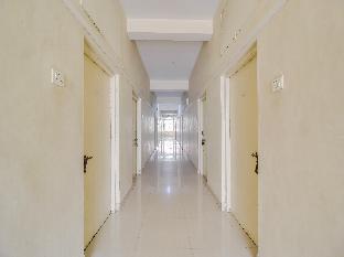 Hotel O Bharat Lodge,,4 star