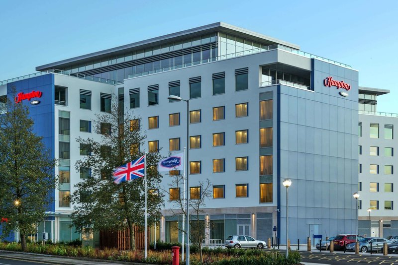 Hampton By Hilton London Luton Airport