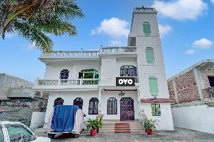 hotel o 819125 hotel shiv tripti and banquet hall