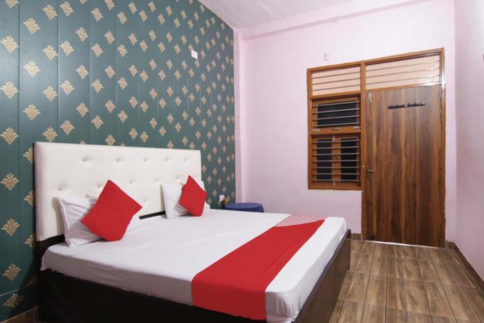 Hotel O Royal Place,,3 star