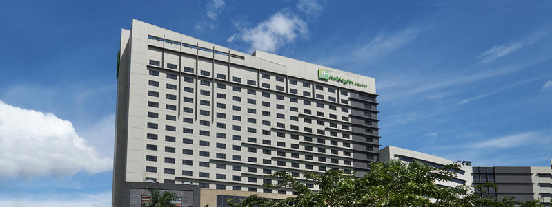 holiday inn and suites makati by ihg