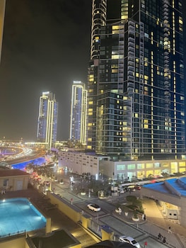 Royal Beach Residences,,5 star