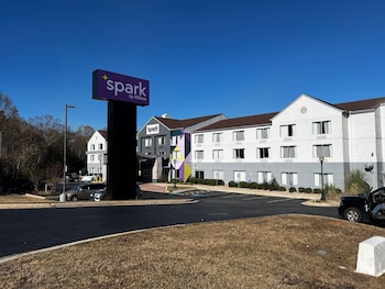 spark by hilton macon north