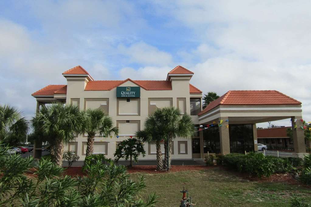 Quality Inn & Suites Kissimmee By The Lake
