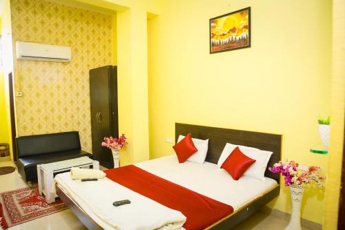 room-image