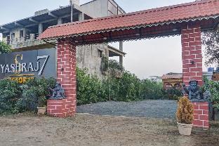 hotel o yashraj 7 resort