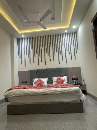 A M Suites,,5 star