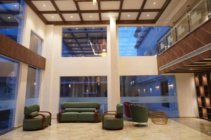 hotel vkj inn