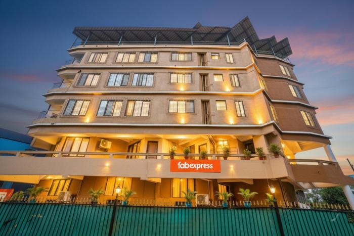 Via Sunset Residency,,3 star