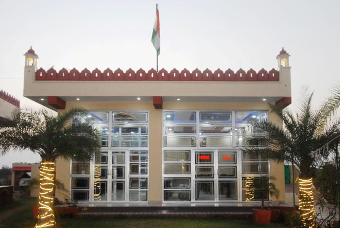 hotel yuvraj nature