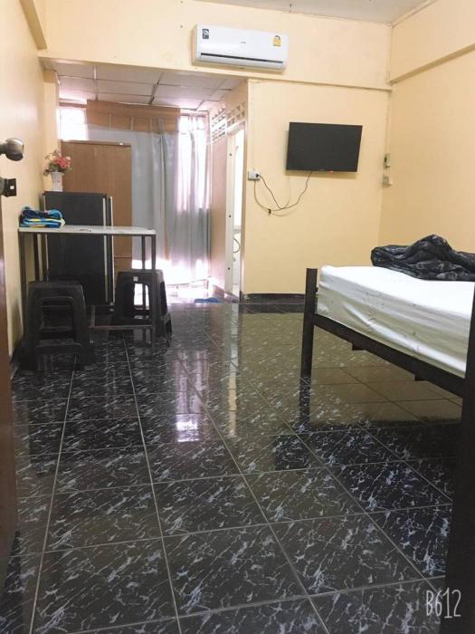 sam apartment