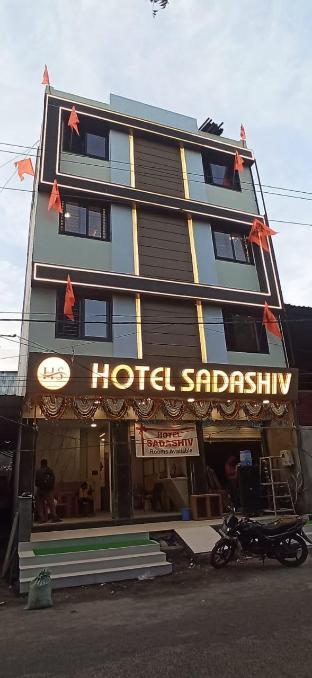 Hotel Sadashiv,,2 star