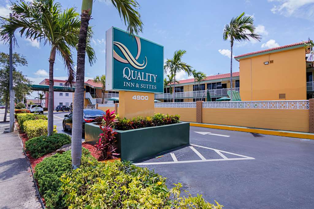 quality inn and suites airport cruise port hollywood
