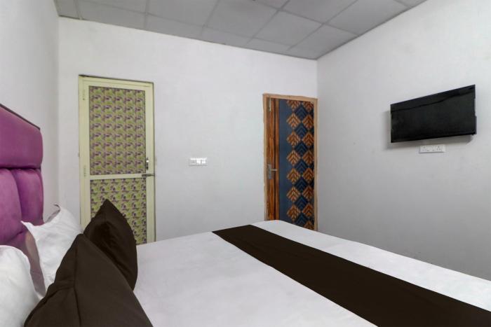 Hotel O Hotel Feel Inn,,3 star