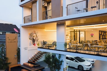 the brillianest gallery hotel