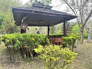 Khum Khun Phon Resort Khao Yai,,2 star