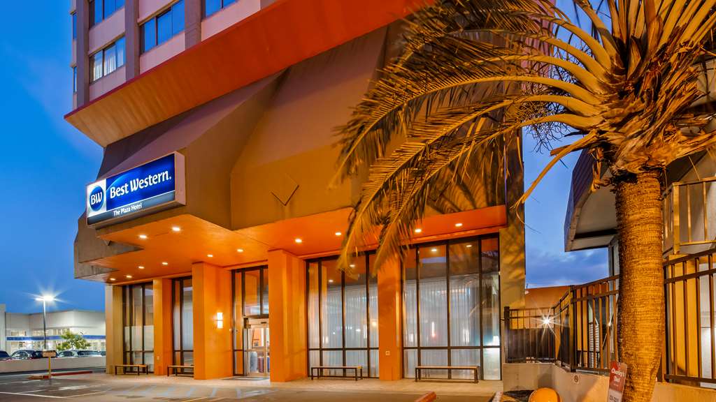 best western the plaza hotel honolulu airport