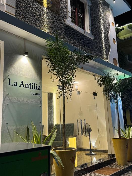 la antilia luxury tie hotels and resorts