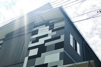 Tf Apartment,,3 star