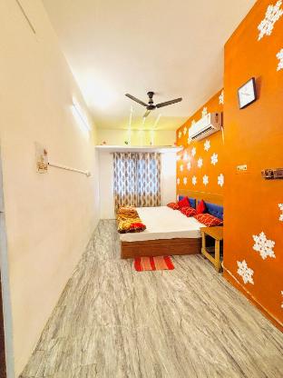 Shivalay Paying Guest House,,3 star