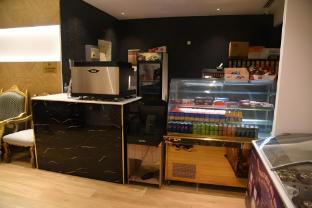 roya al andalus hotel