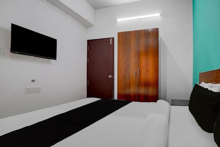 Hotel O Metro View Inn,,3 star