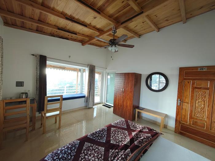 Abhi's Cottage,,3 star