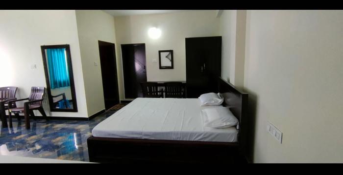 Arulmozhi Dream,,4 star