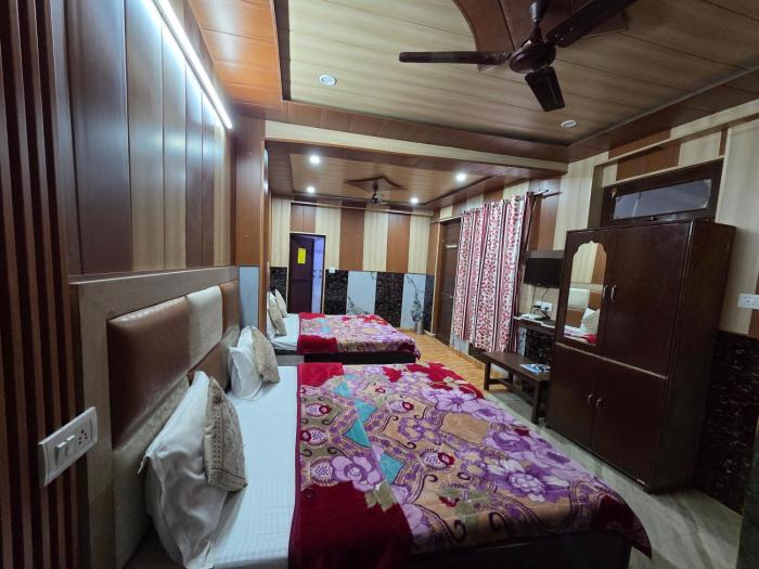 Pine Wood Mcleodganj,,3 star
