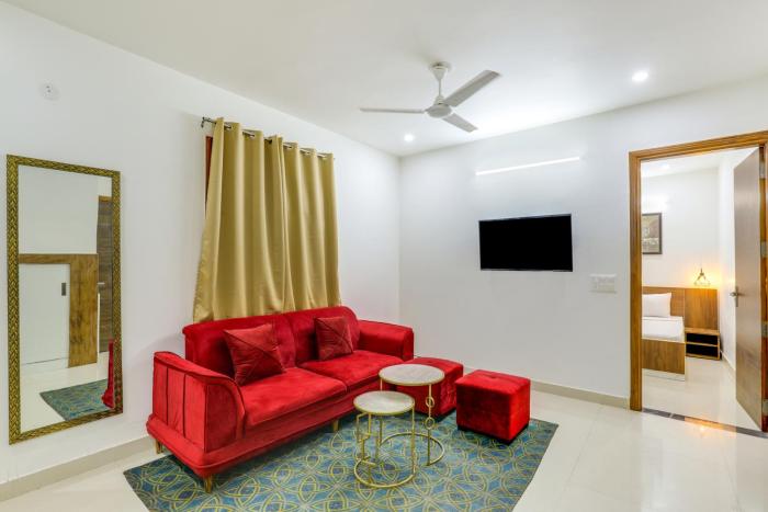 peacefulhuts 1bhk nr yashobhoomi icc and airport
