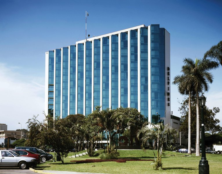 delfines hotel and convention center