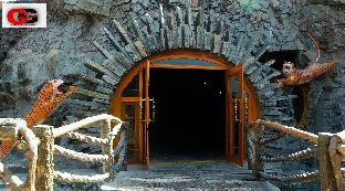 garh girvar resort and spa